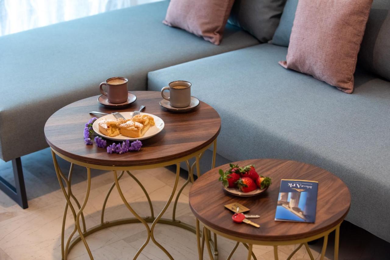 Blue Ark Boho Stay At Acropolis Aten Exteriör bild