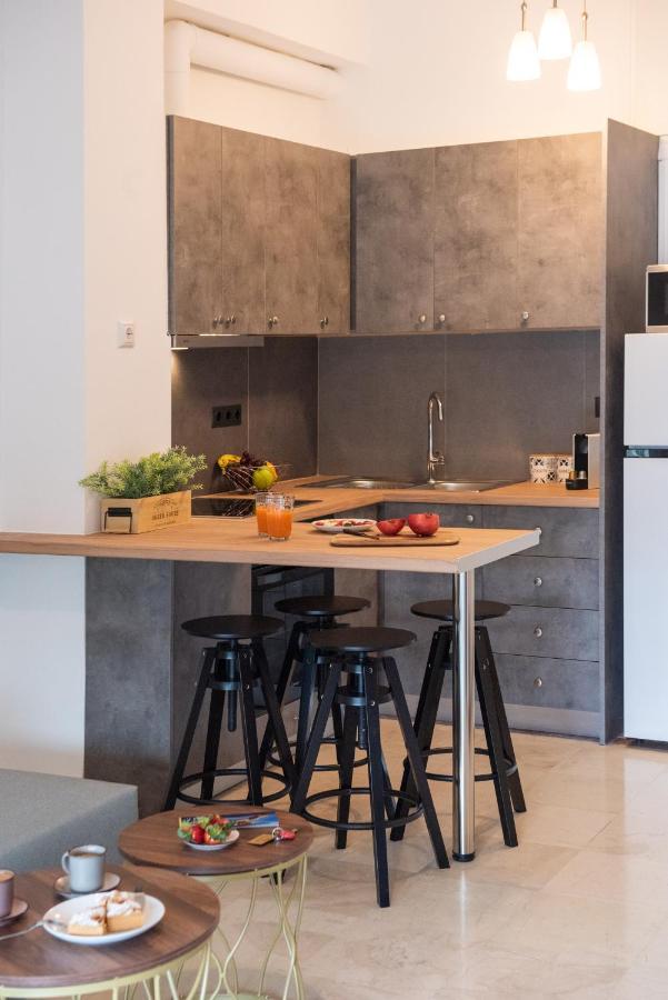 Blue Ark Boho Stay At Acropolis Aten Exteriör bild